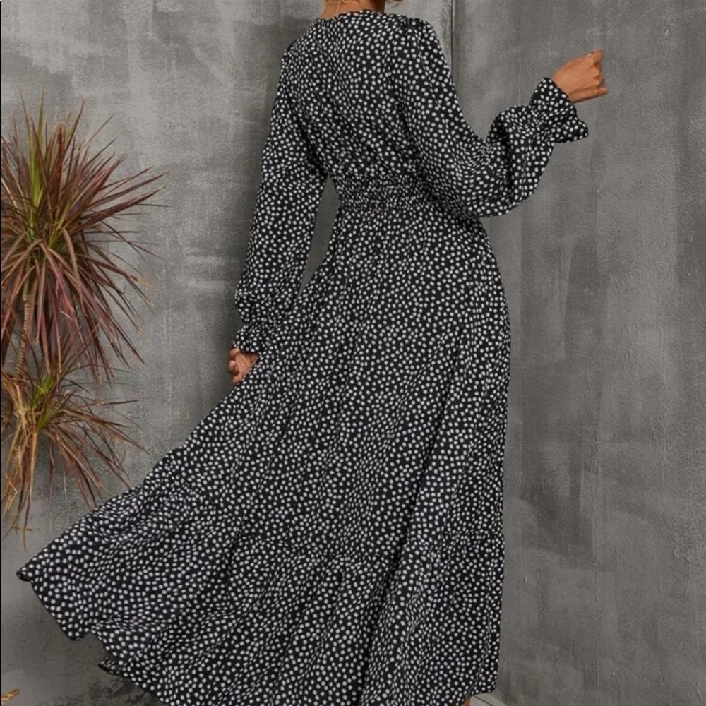 Boho Gypsy Print Flounce Sleeve Smocked Dress - Picture 13 of 14